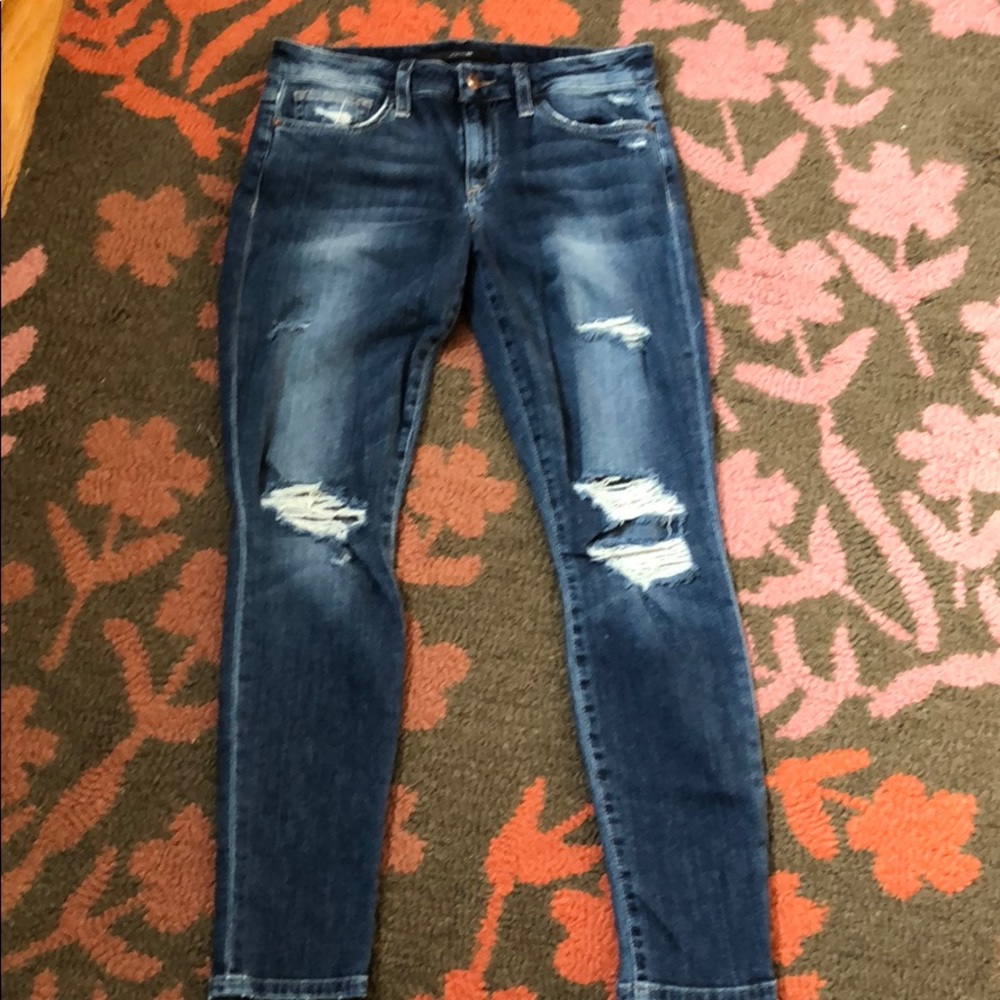 Joe’s Skinny Distressed Ankle (Keagan) size 28